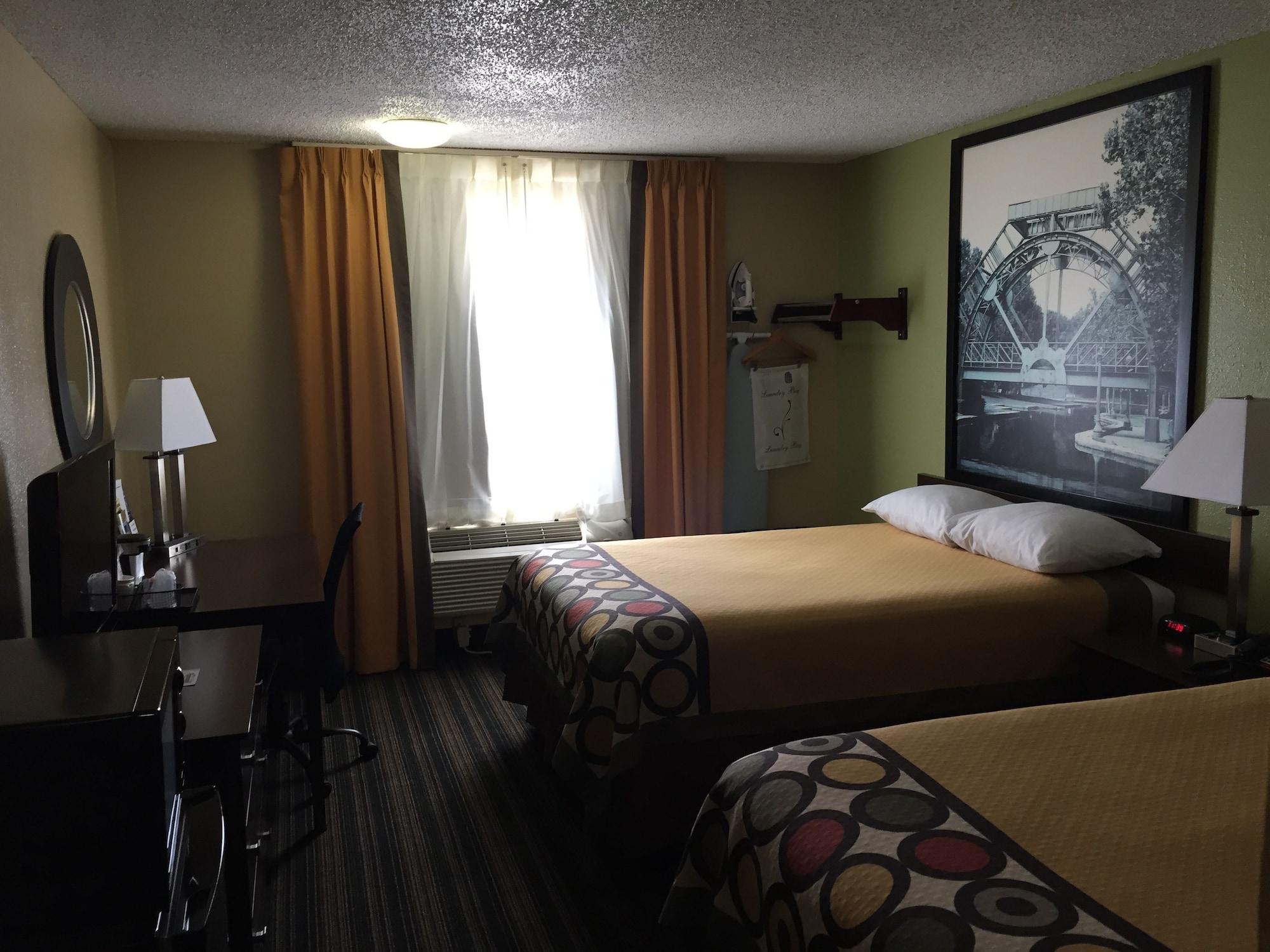 Super 8 By Wyndham Natchitoches Motel Екстериор снимка