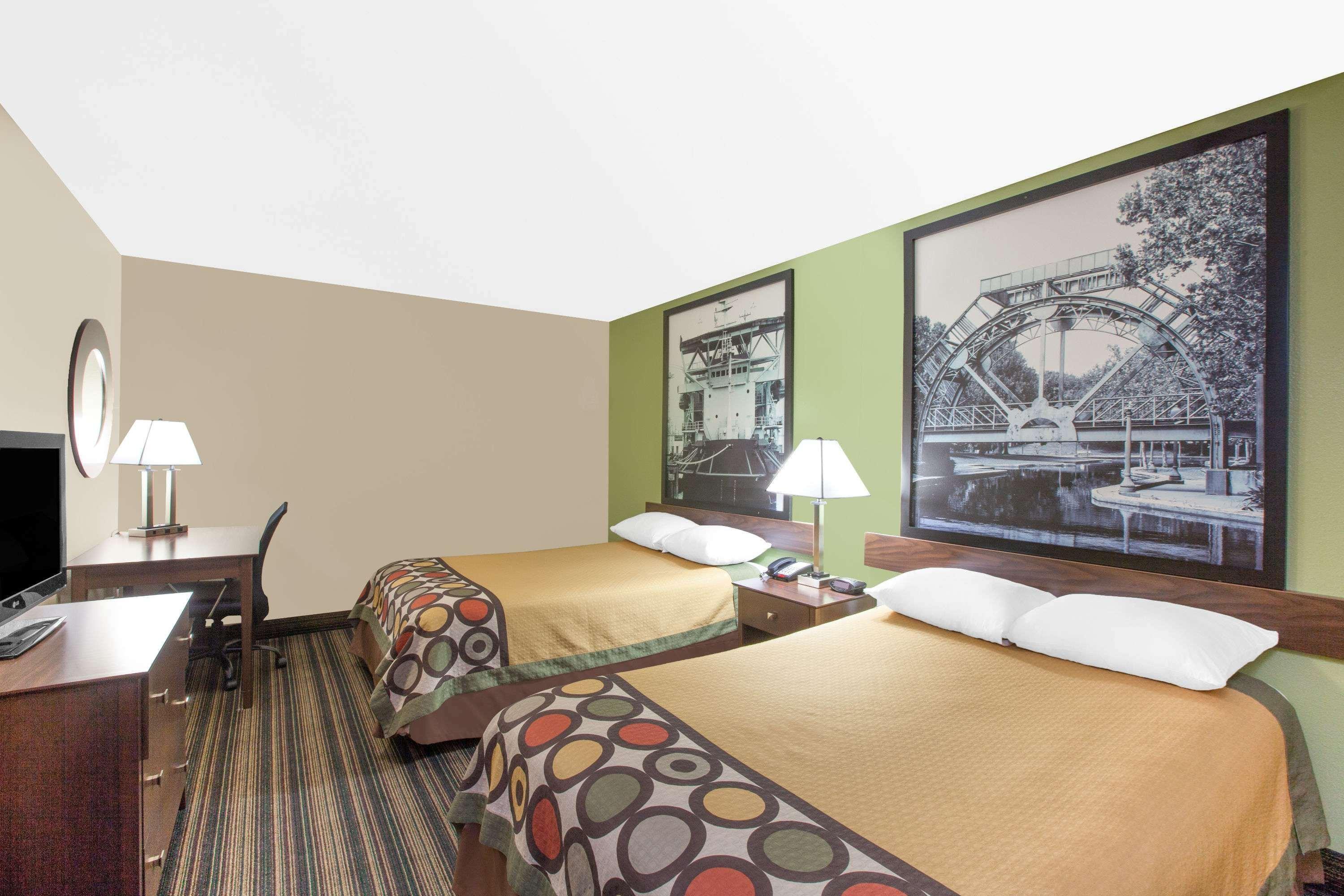 Super 8 By Wyndham Natchitoches Motel Екстериор снимка