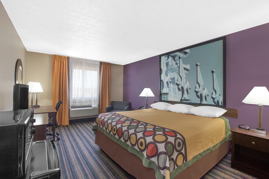 Super 8 By Wyndham Natchitoches Motel Екстериор снимка
